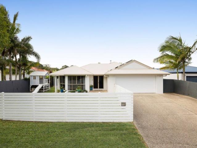 Privacy Meets Space in This Stunning Family Retreat