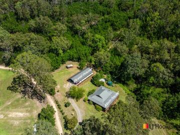Booti Booti, Crawford River