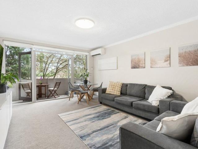 Privacy, sunlight and a lifestyle of utmost convenience