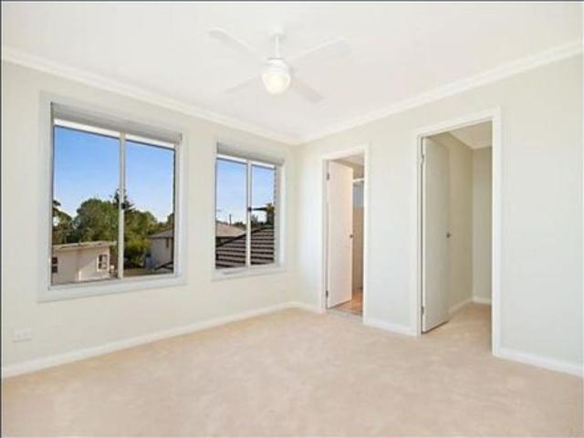 Spacious Family Home with North Facing Garden