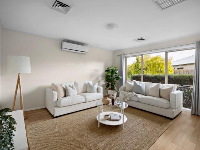 Privacy & Space in Prime Beleura Hill Location