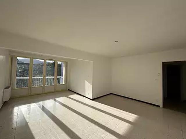 Privas 07000 Achat / Vente appartement 4 pièces t4