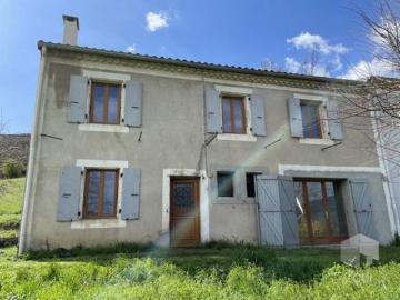PRIVAS en exclusivité, maison 100 m2 à restaurer