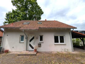Privatverkauf: Einzugsbereites Einfamilienhaus in Eltersdorf