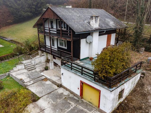 Privatverkauf: Wohnhaus aus den 70er Jahren im Grünland, gelegen im idyllischen Wechselgebiet Provisionsfrei