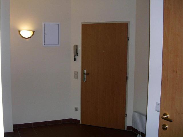 Privat: MODERNE GARCONNIERE MIT SCHÖNER AUSSICHT IN SCHÖNBRUNNNÄHE, 4. Liftstock