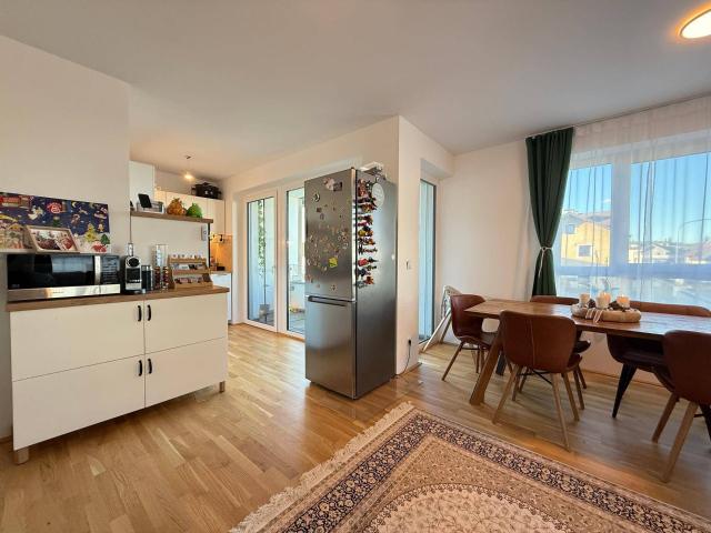 PRIVAT, Neubau ! 3 Zi Wohnung inkl. Küche Zentrum Vöcklabruck
