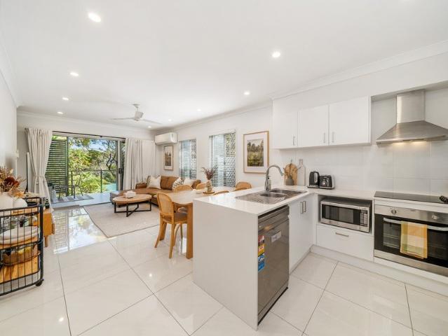 Modern Townhome Priced To Sell!