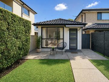 private modern granny flat