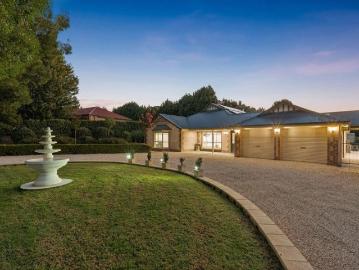 Mount Barker, South Australia, Adelaide Hills, South Australia