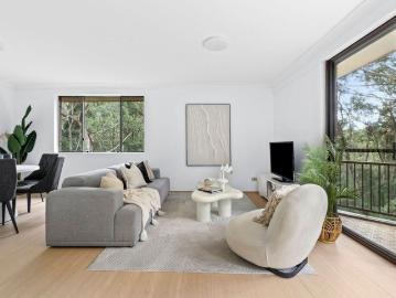 Private North Facing Apartment with Tranquil Bush Views