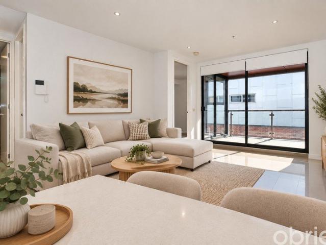 Private, North Facing & Perfectly Positioned in the Heart of Hawthorn
