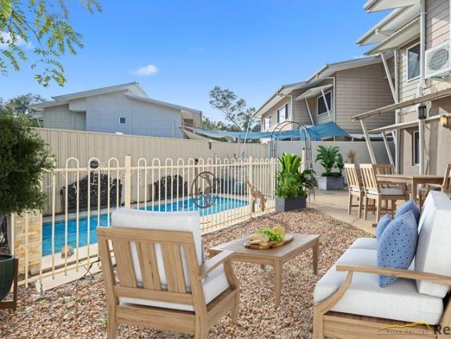 Private Oasis & Sparkling Pool in Gillen!