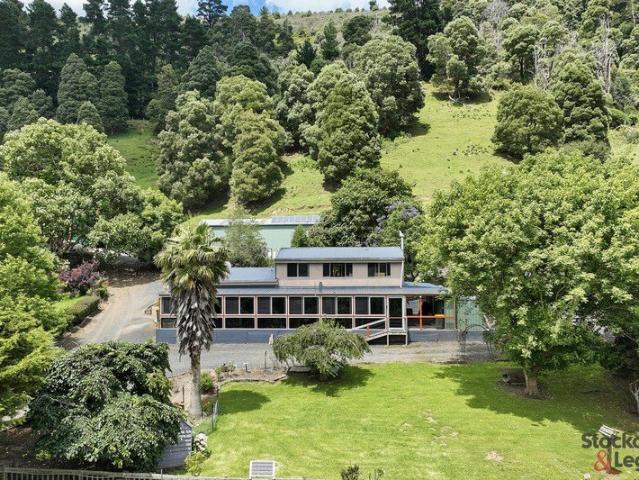 PRIVATE OFF GRID LIFESTYLE RETREAT