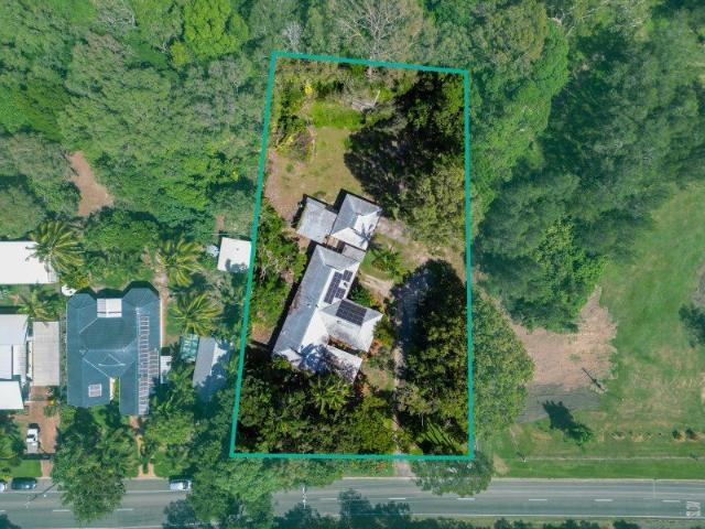 Private Acreage Living in the heart of Beachmere