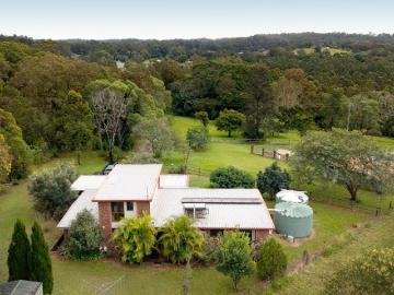 Private Acreage Sanctuary or Small Hobby Farm