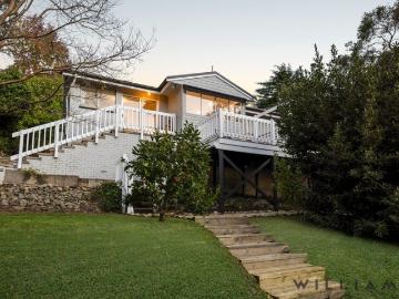 PRIVATE ALDGATE HAVEN WITH SWEEPING TREETOP VIEWS Solar Quality Bore Shedding on an ideal lifestyle allotment of 3,344SQM approx