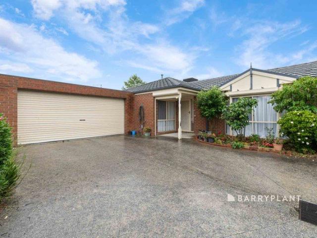 Private and Comfortable Living in a Prime Location!