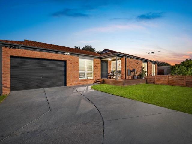 Private and peaceful renovated home