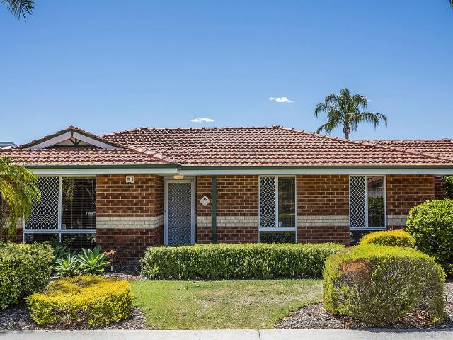Private and Spacious 3 Bedroom Villa Just Minutes from Perth CBD