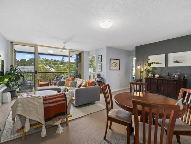 Private and spacious abode in the heart of Taringa