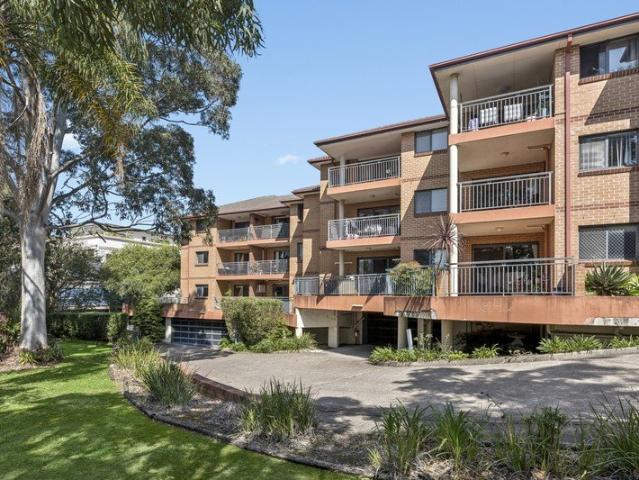 Private apartment enjoys central lifestyle address