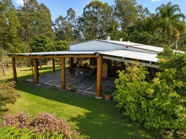 Private Bush Retreat on 24.39ha The Ultimate Weekend Escape