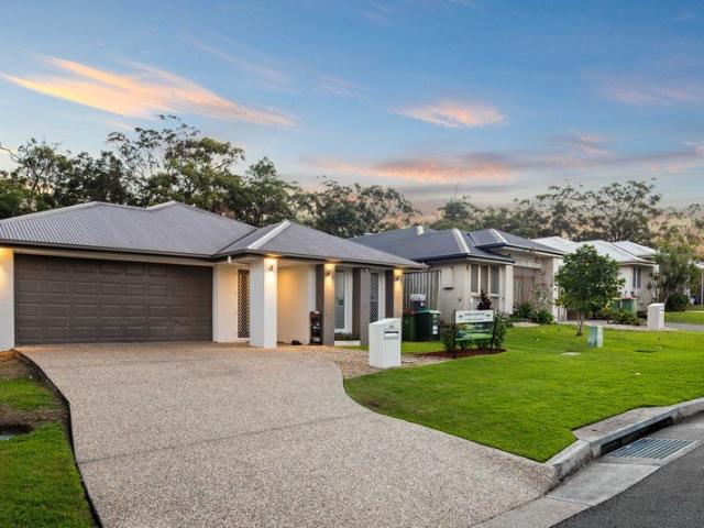 Cut your Electricity Bills with this Home!