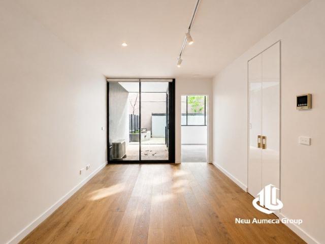 Private Backyard, Ground Floor Convenience