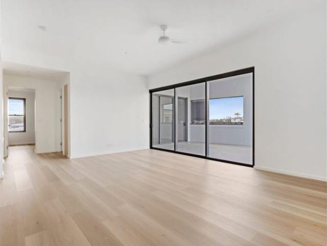 Private Balcony Living in the Heart of Kingscliff