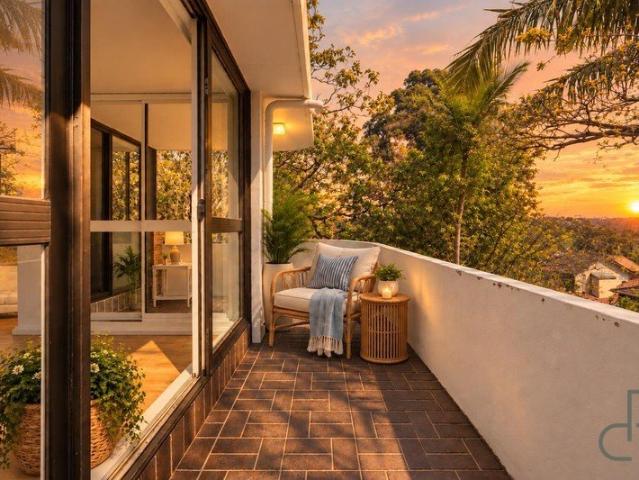 Private Boutique Living with Leafy Views & Sunset Outlooks