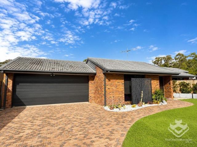 Private Cul De Sac Family Home with Pool on 831m?