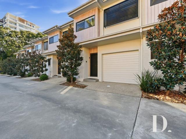 Private Coastal Townhouse