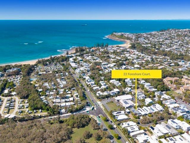 Private Contemporary Beachside Home in a Priceless Location