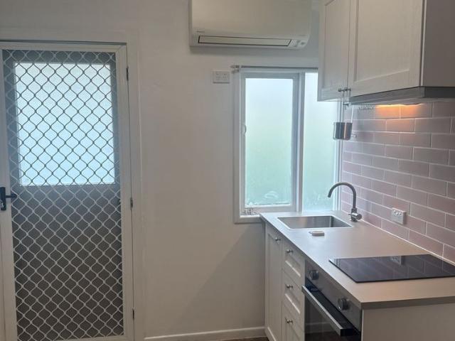 Private & Convenient Studio Living in Milton