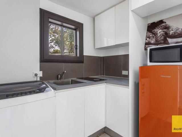 Private & Convenient Studio with Separate Access