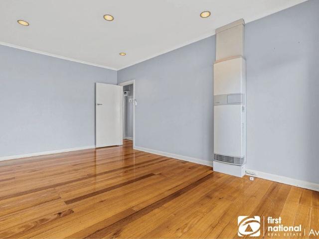 Private, Convenient & Perfectly Positioned Your New Hawthorn Home Awaits