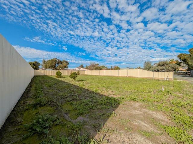 Private & Convenient Vacant Allotment ready for your next build