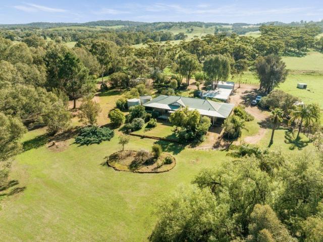 Private Country Escape on 20 Acres with Creek, Workshops & Arable Land