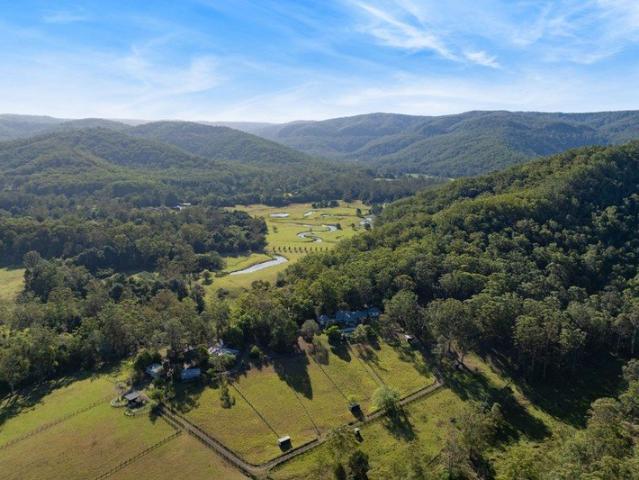 Private Country Escape Amongst Pristine Nature