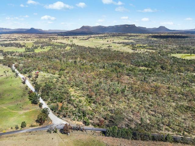 Private Country Retreat with Capertee River Frontage and Dwelling Entitlement