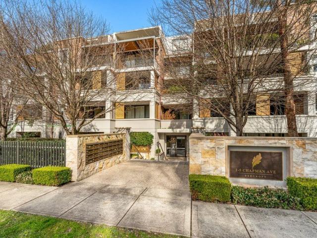 Private courtyard apartment with prized 'Chapman Green' address, 107sqm on title