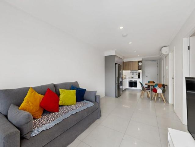 Private Courtyard Living in the Heart of Mitchelton