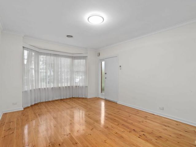 Private Courtyard Living in the Heart of Dulwich