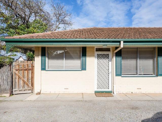 Private Courtyard Living in the Heart of Glenelg East