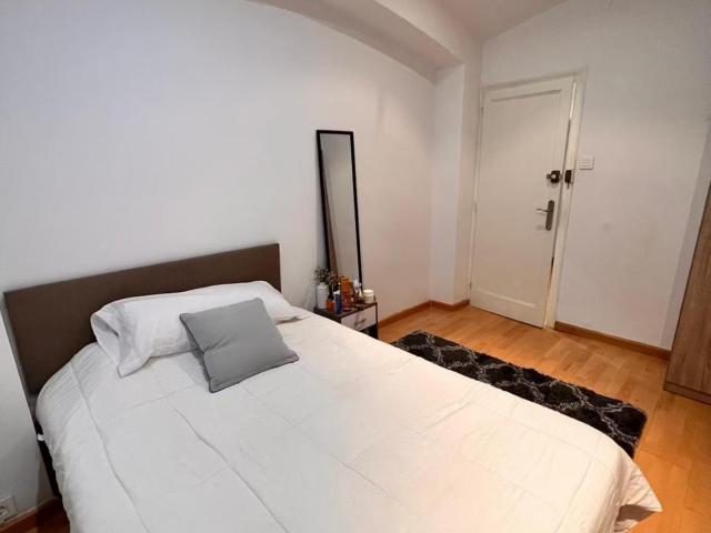 Private double bedroom