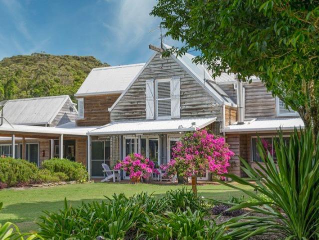 A Luxury Retreat Estate Unlike Anything Else in Crescent Head