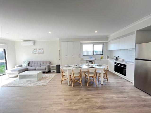 Private Ensuite Room All utilities Included I $275/week