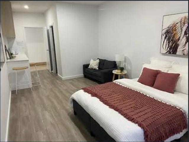 Private Ensuite Room All utilities Included I $375/week