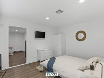 Private Ensuite Rooms in Wyndham Vale Modern Rooming House. Move In Ready !